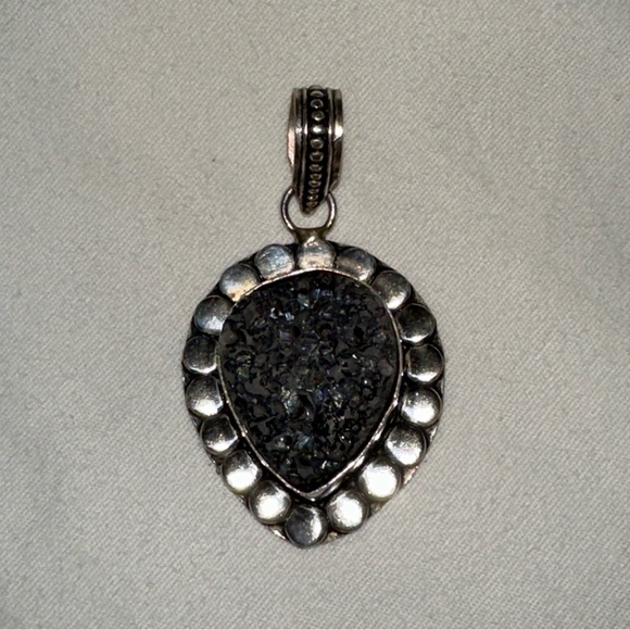 Natural Titanium Druzy 925 Solid Genuine .925 Sterling Silver Pendant GORGEOUS! - Picture 4 of 6
